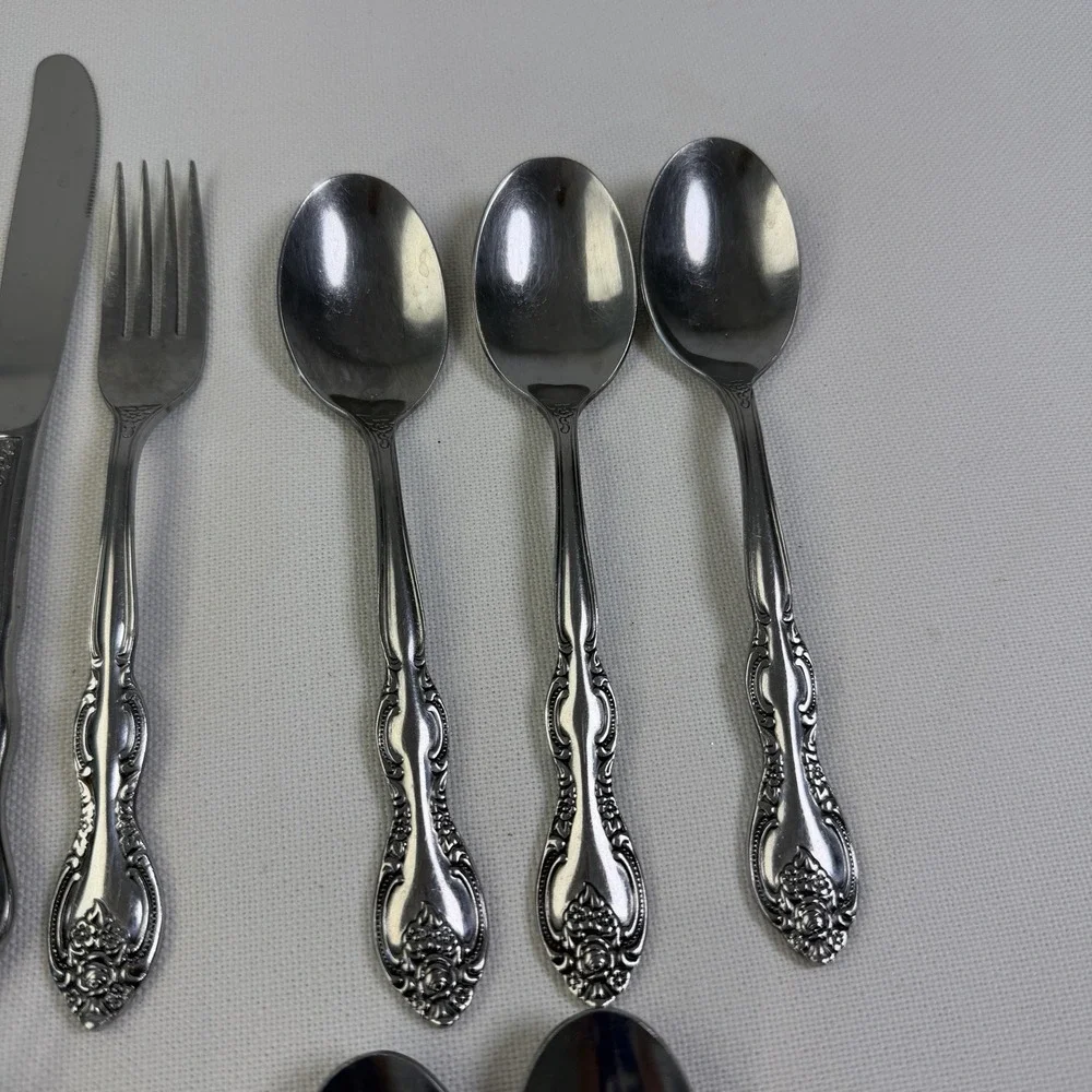 International Verona Stainless Silverware 13 Pieces Spoon Knife Fork Lot Taiwan